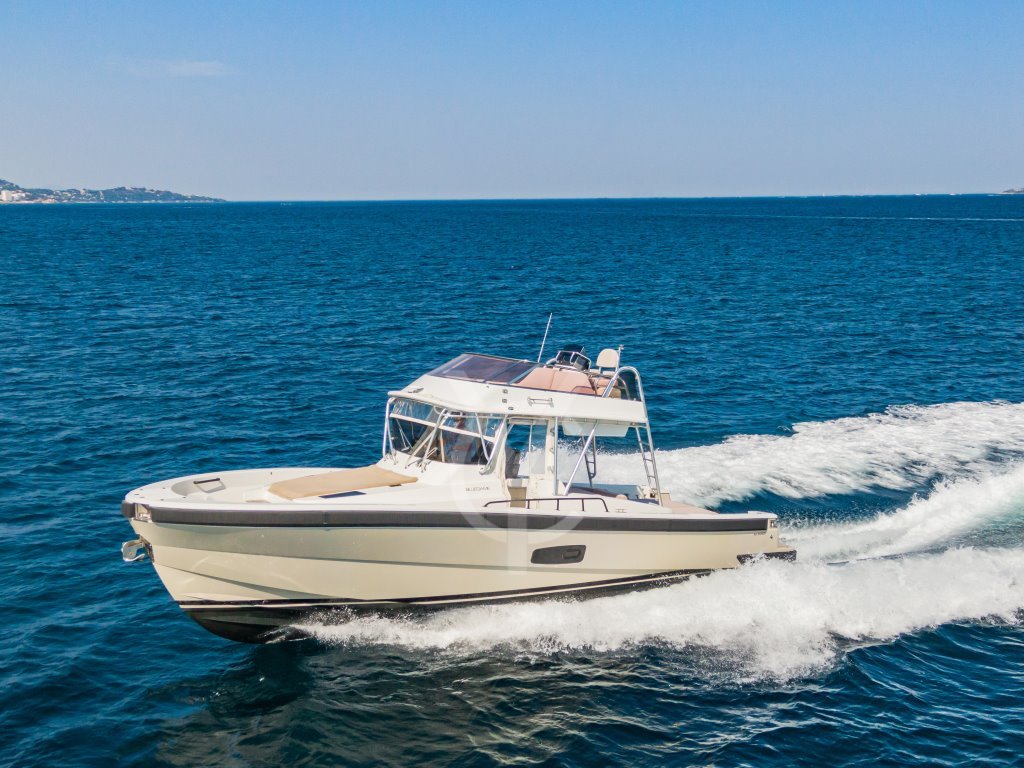 Bluegame 40 explorer-img1