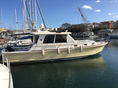 GRAND BANKS EASTBAY 45-img1