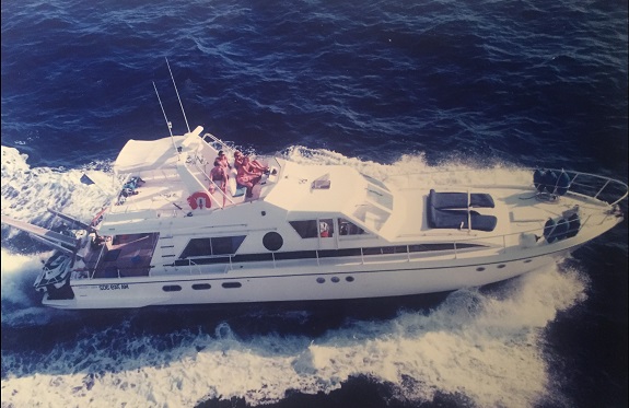 GUY COUACH 1600 FLY-img1