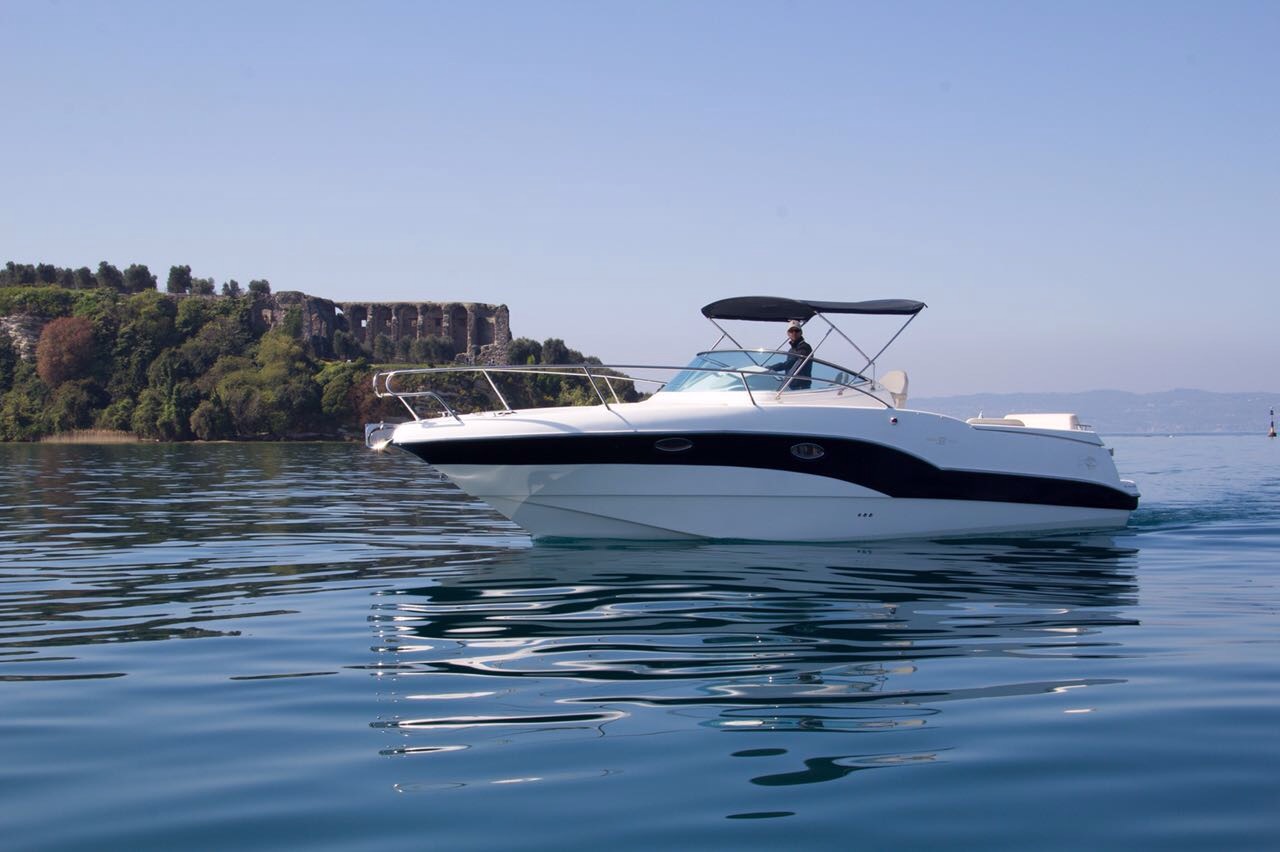 Rio yachts 32 blu-img1