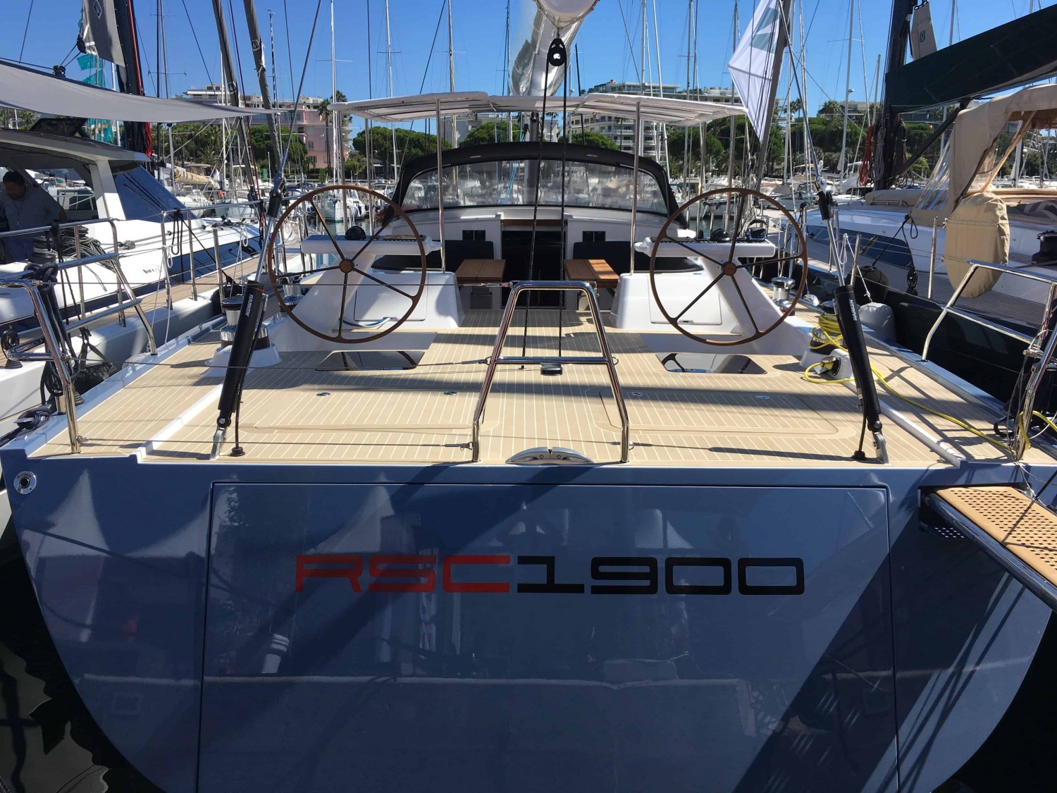 bateau_rsc-yacht-rsc1900_7126726.jpg